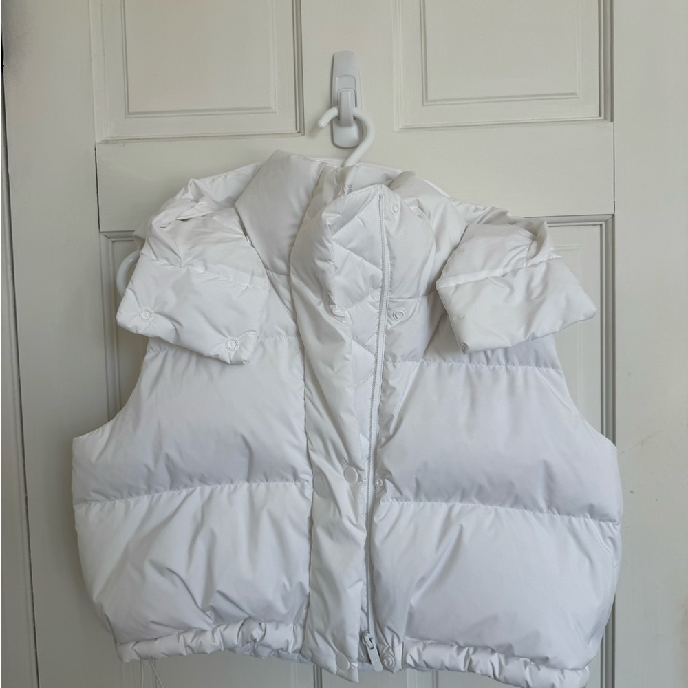 Lululemon Super Crop Puffer Vest